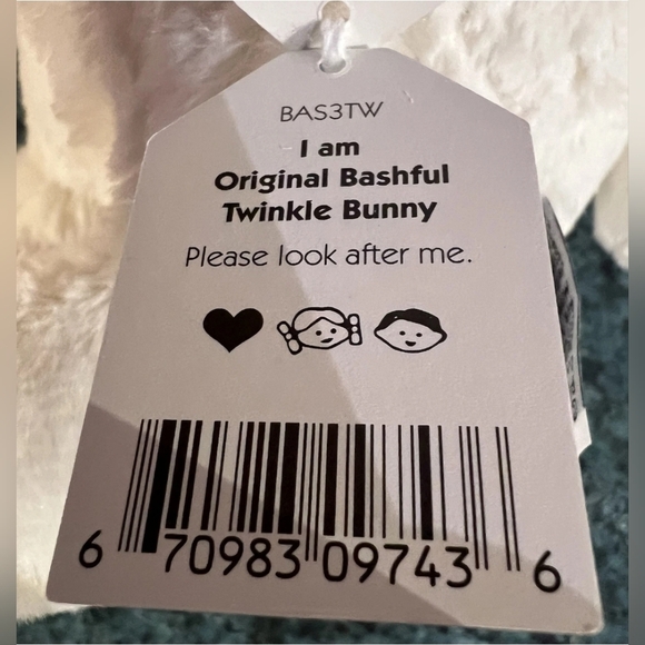 Authentic - Jellycat Bashful Twinkle Bunny/Medium Rare HTF - Picture 4 of 4